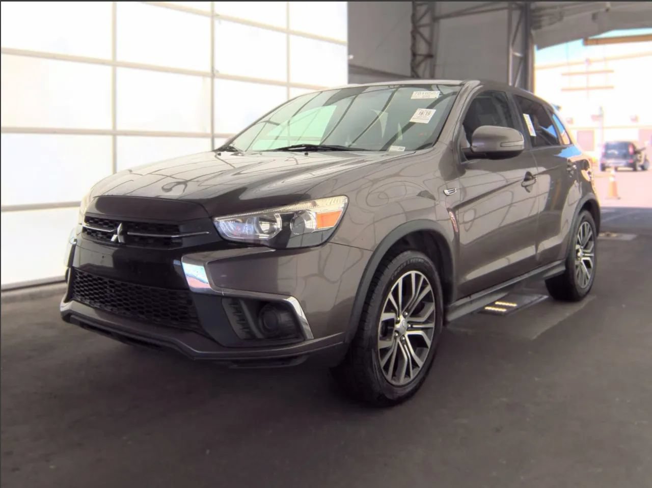 Used 2018 Mitsubishi Outlander Sport LE FWD image 1