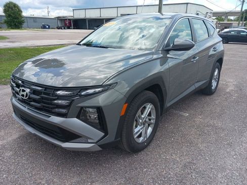 Used 2025 Hyundai Tucson SE FWD image 7