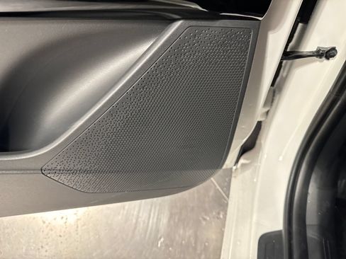 New 2026 Kia Niro Wind w/ Wind Preserve Package FWD image 13