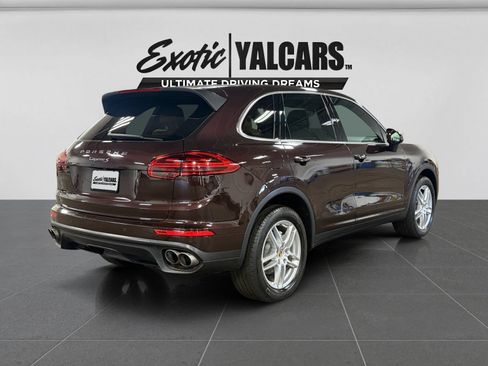 Used 2016 Porsche Cayenne S AWD/4WD image 5