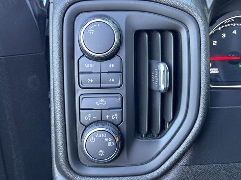 Used 2021 Chevrolet Silverado 1500 Custom Trail Boss w/ Safety Confidence Package image 19