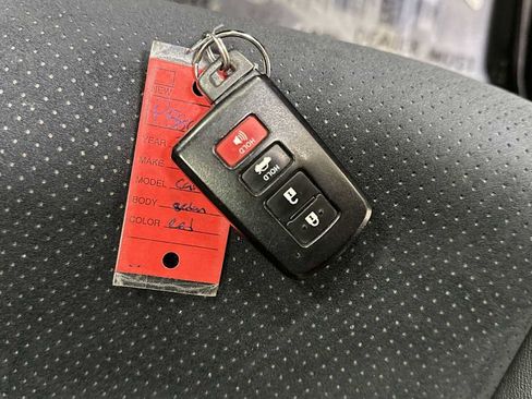 Certified 2017 Toyota Camry XSE image 31