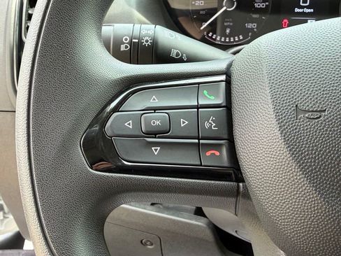 Used 2025 RAM ProMaster 2500 w/ Safety Group FWD image 19