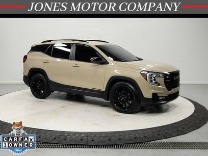 Used 2023 GMC Terrain SLE w/ Driver Convenience Package