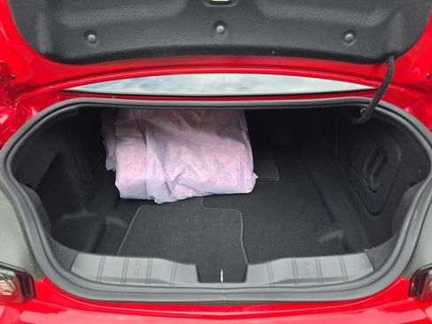 Used 2019 Chevrolet Camaro SS RWD image 13