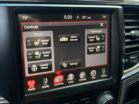 Used 2014 RAM 1500 Laramie w/ Convenience Group image 32