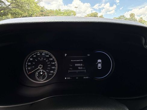 Used 2023 Genesis G70 2.0T w/ Sport Prestige Package RWD image 21
