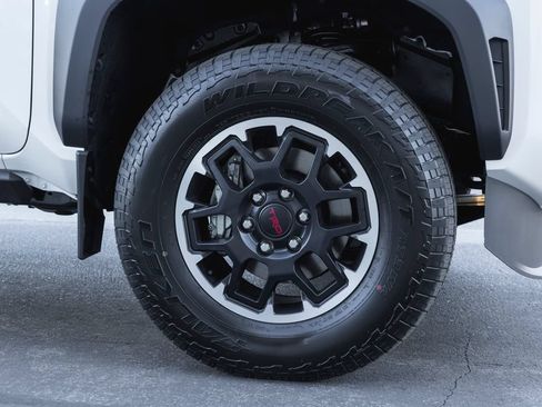 New 2026 Toyota Tacoma TRD Off-Road AWD/4WD image 4