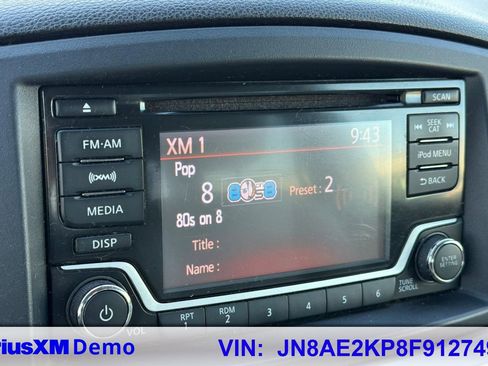 Used 2015 Nissan Quest SV image 28