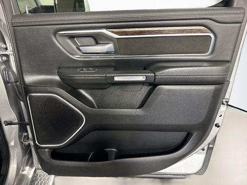 Used 2019 RAM 1500 Laramie image 28