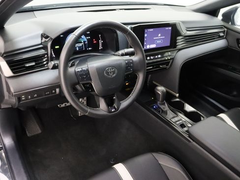 Certified 2025 Toyota Camry SE w/ Convenience Package FWD image 13
