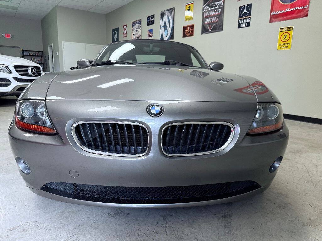 Used 2003 BMW Z4 2.5i RWD image 6