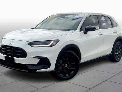 Used 2024 Honda HR-V Sport image 1