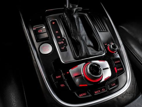 Used 2017 Audi Q5 2.0T Premium Plus w/ Technology Package image 34