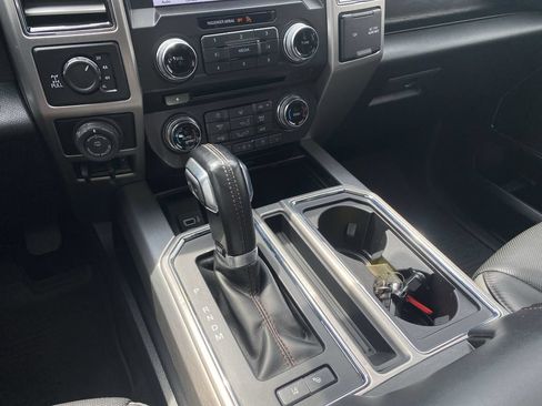 Used 2018 Ford F150 Platinum w/ Equipment Group 701A Luxury AWD/4WD image 25