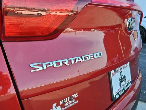 Used 2019 Kia Sportage LX image 24