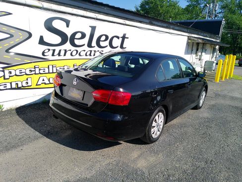 Used 2014 Volkswagen Jetta S FWD image 2