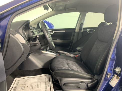 Used 2019 Nissan Sentra SV FWD image 13