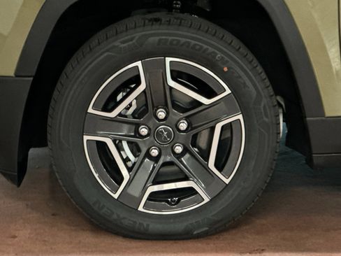 New 2026 Jeep Cherokee Limited AWD/4WD image 25