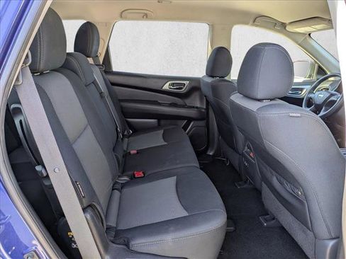 Used 2019 Nissan Pathfinder S image 20