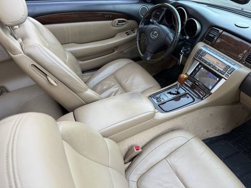 Used 2008 Lexus SC 430 Base 2dr Convertible image 30