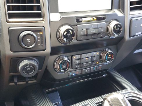 Used 2019 Ford F150 Raptor w/ Equipment Group 802A Luxury image 28