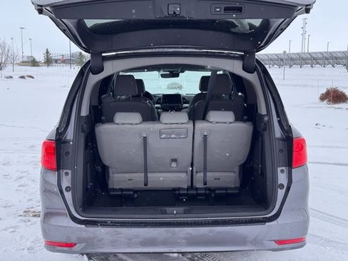 Used 2018 Honda Odyssey EX-L image 32