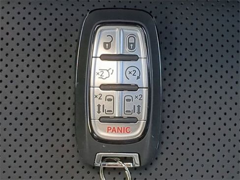 New 2026 Chrysler Pacifica Limited w/ S Appearance Package image 39