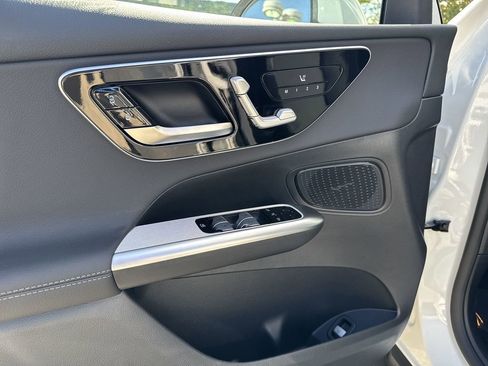 Certified 2025 Mercedes-Benz GLC 300 4MATIC image 15