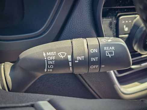 Used 2024 Toyota Grand Highlander AWD image 16