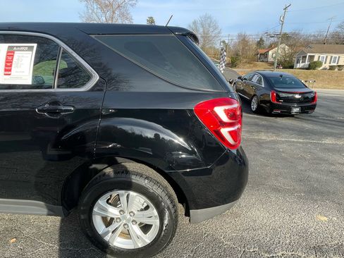 Used 2017 Chevrolet Equinox LS image 5