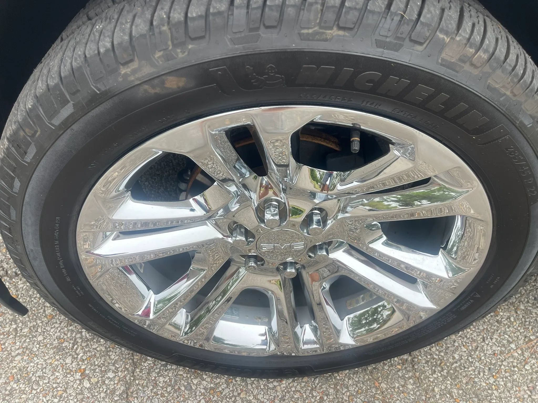 Used 2019 GMC Yukon SLT w/ Premium Edition RWD image 9