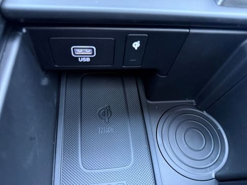 Used 2025 Hyundai Palisade Calligraphy image 19