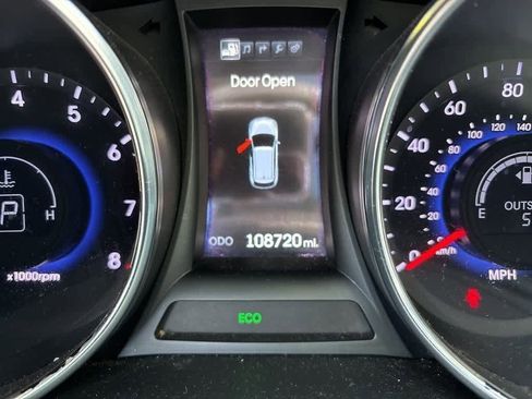 Used 2015 Hyundai Santa Fe Sport 2.0T w/ Option Group 05 image 13