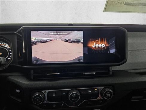 New 2026 Jeep Gladiator Sport image 13