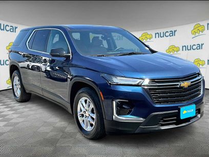 Used 2022 Chevrolet Traverse LS