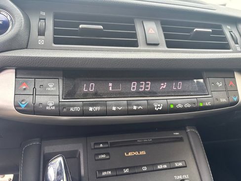 Used 2012 Lexus CT 200h Premium w/ Premium Audio Pkg (F Sport) FWD image 30