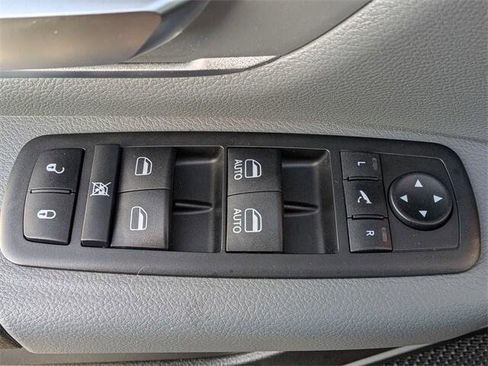 Certified 2019 RAM 1500 Big Horn image 12