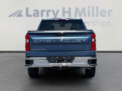 Used 2024 Chevrolet Silverado 1500 LT RWD image 5