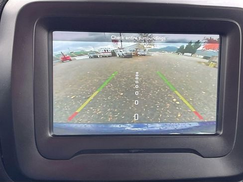 Used 2021 Jeep Renegade Latitude AWD/4WD image 14