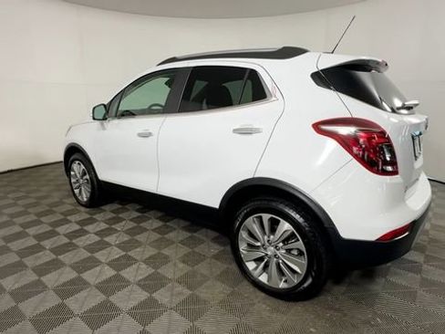 Used 2019 Buick Encore Preferred AWD/4WD image 10