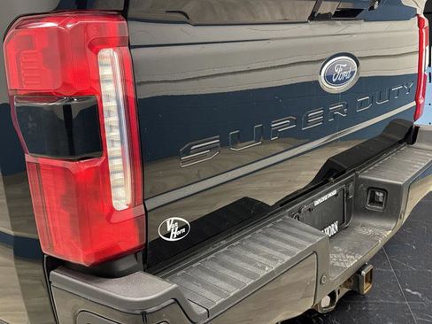 Used 2024 Ford F250 Lariat w/ Sport Appearance Package AWD/4WD image 36