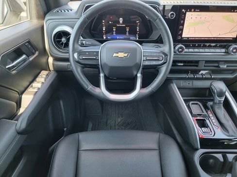Used 2023 Chevrolet Colorado LT w/ LT Convenience Package III RWD image 29