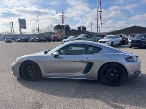 Used 2018 Porsche 718 Cayman GTS image 7