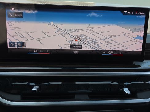 Used 2023 BMW X7 xDrive40i w/ Executive Package AWD/4WD image 27