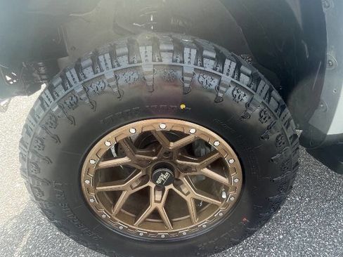 Used 2020 Toyota 4Runner SR5 image 22