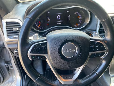 Used 2017 Jeep Grand Cherokee Altitude AWD/4WD image 11