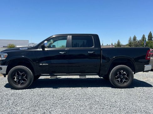 Used 2019 RAM 1500 Laramie AWD/4WD image 6