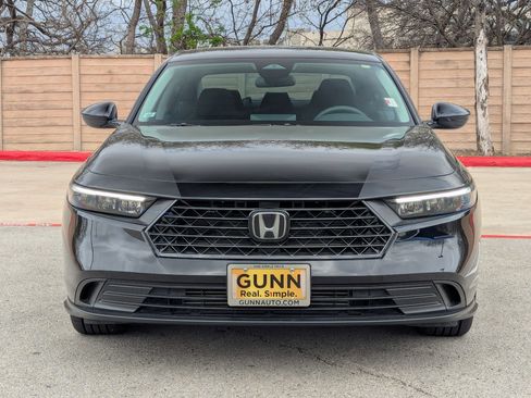 Used 2023 Honda Accord LX image 9