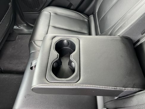 Used 2025 Jeep Grand Cherokee Limited w/ Luxury Tech Group II AWD/4WD image 41